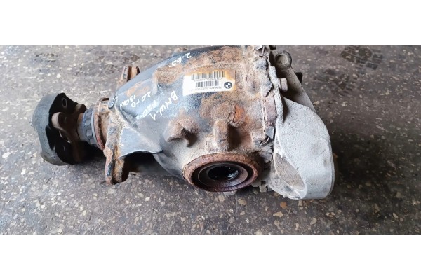Reductor trasero BMW 1 (F20) 7599472 2.0L diésel 120kW 2013 usado 6