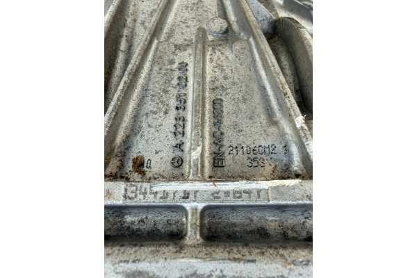 Diferencial Puente Trasero Mercedes-Benz Clase C W206 A2233510200 2.647 usado 3