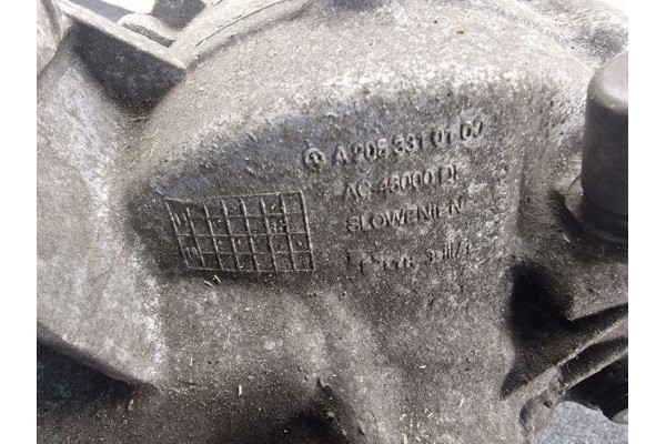 Reductor delantero Mercedes-Benz C (W205) A2053310100 3.0L gasolina 270kW usado 4