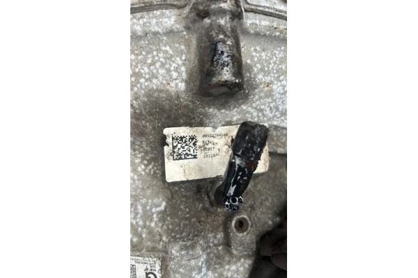 Reductor trasero Alfa Romeo Stelvio (949) 00552760260 gasolina 375kW 2019 usado 6