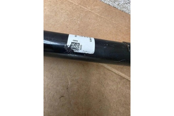 Reductor delantero Maserati 00463418870 2.0L híbrido 243kW 2023 usado 8