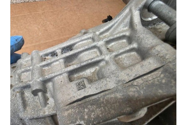Reductor delantero MASERATI 00463418870 2.0L híbrido 243kW 2023