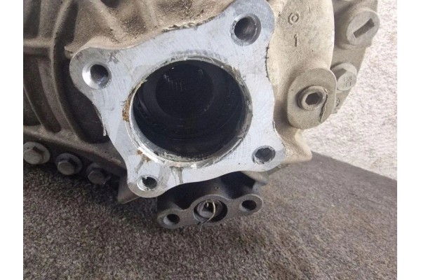 Reductor delantero Land Rover CPLA3017BF 3.0L diésel 225kW 2018 usado 3