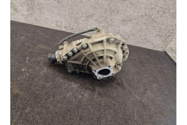 Reductor delantero Land Rover CPLA3017BF 3.0L diésel 225kW 2018 usado 7
