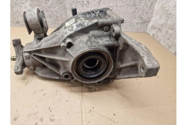 Reductor trasero Mercedes-Benz Glc (X253, C253) 2133508911 2.0L gasolina usado 9