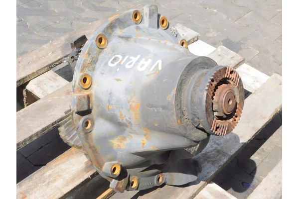 Cabeza de diferencial puente Mercedes Vario 814 2001 38/13 usado 9
