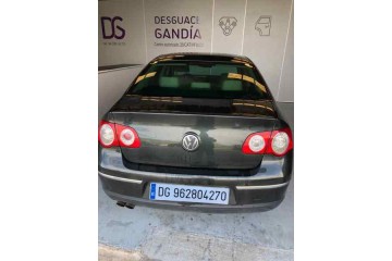 VOLKSWAGEN PASSAT BERLINA (3C2) Highline