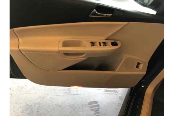 VOLKSWAGEN PASSAT BERLINA (3C2) Highline