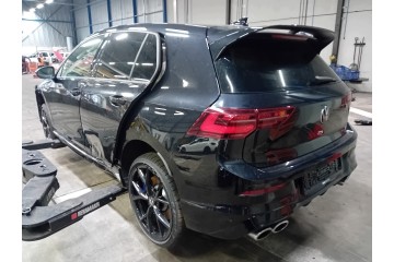 Volkswagen Golf VIII CD1 2022 - presente ESCAPE 5H6253181BF DNFF