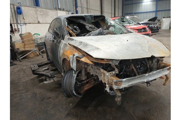 Volkswagen Golf Viii CD1 2020 - presente Escape 5WA253611N 5WA253211D usado 10