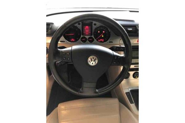 VOLKSWAGEN PASSAT BERLINA (3C2) Highline