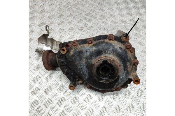 Reductor delantero Land Rover Range Rover Iii (L322) BH423017AB 25299010 4.4L usado 3