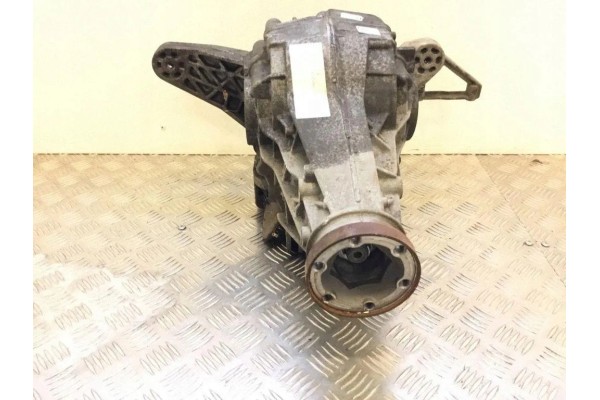 Reductor trasero Porsche Macan (95B) H5B00 2.0L gasolina 174kW 2023 usado 3