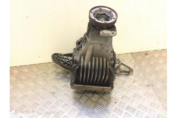 Reductor trasero Porsche Macan (95B) H5B00 2.0L gasolina 174kW 2023 usado 5