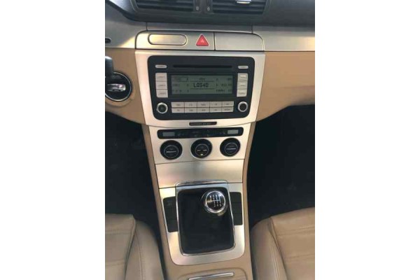 VOLKSWAGEN PASSAT BERLINA (3C2) Highline