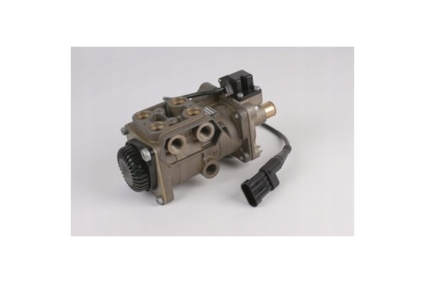 DX 60A IVECO 10 5bar main brake valve number of connections 4
