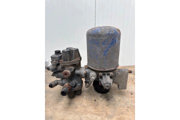 DEHUMIDIFIER AIR SUSPENSION VALVE MERCEDES ATEGO ACTROS AXOR Part manufacturer no brand