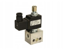 Multi way valve haldex