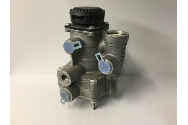 Trailer control valve KNORR AC 597A