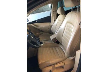 VOLKSWAGEN PASSAT BERLINA (3C2) Highline