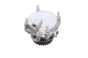 Relay valve for DAF 95 IVECO EUROCARGO I III EUROTECH MT Catalog number of the part VIC 172401