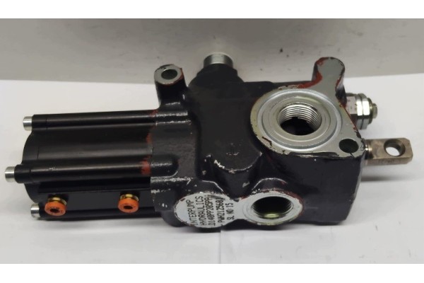 TATRA DAF VALVE HYDRODISTRIBUTOR HYDRAULIC DISTRIBUTOR D140PP205PP Packaging status original