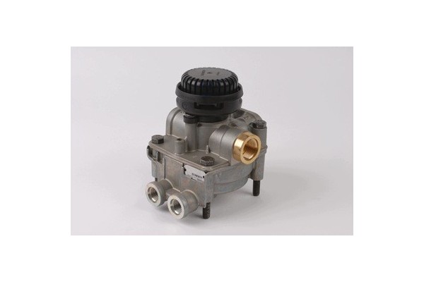 Relay valve 973 011 208 0 for IVECO RVI KERAX MAGNUM MIDLUM