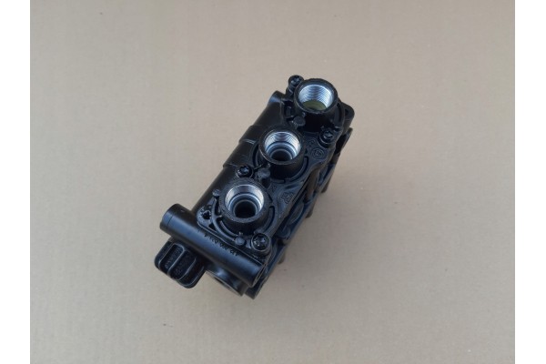 Magnetic valve WABCO 472 890 041 0 EAN GTIN 4057875220602
