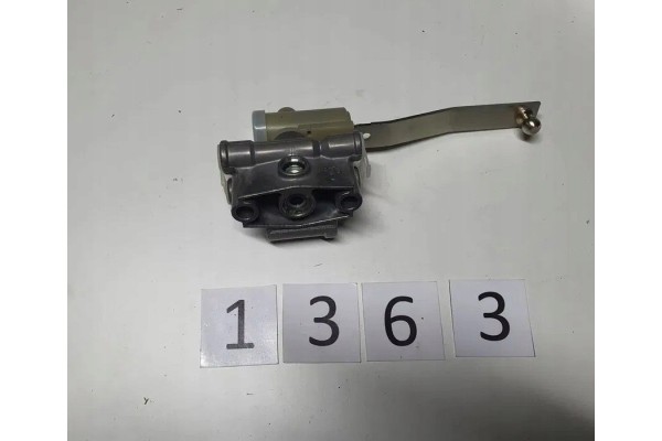 Mercedes airbag levelling valve knorr bremse 0500005002000 Packaging status original