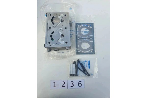 set of air compressor head wabco 9125109202 mercedes axor Catalog number of the part 912 510 92 02