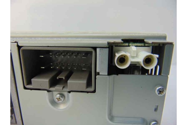 31266763 SISTEMA AUDIO / RADIO CD VOLVO C30