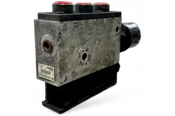 13 04 1000 EBS Cushion levelling valve Volvo Catalog number of the original 481830 1528269 3112823 3944717 5010347767