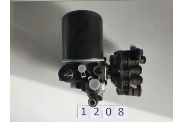 Dehumidifier Knorr Bremse LA8606 K043830N50 AE4560 Iveco Catalog number of the part LA 8606