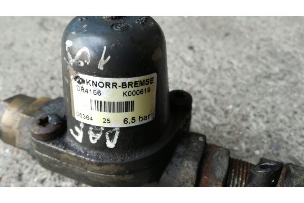 Relay valve KNORR K000619 Part manufacturer Knorr