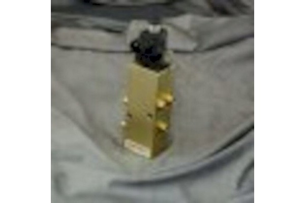 Valve ILAS E 4x8 mm Push in 352062101