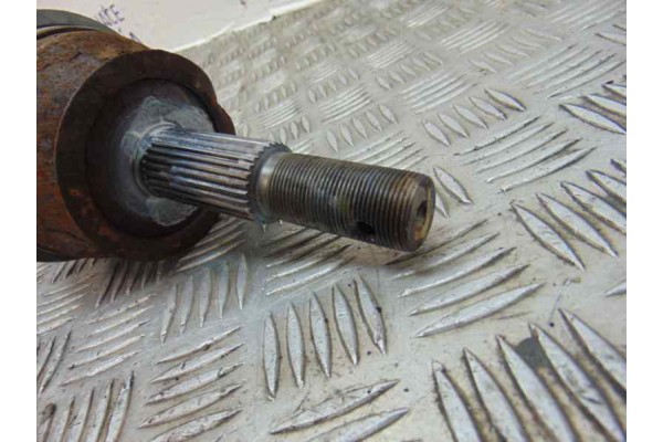 TRANSMISION DELANTERA DERECHA NISSAN PATHFINDER (R51)