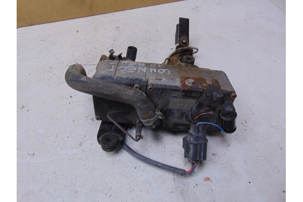WEBASTO HYDRONIC STOVE AV61 18K464 CM FORD CONNECT MK2 1 0 AV61 18K463 CP Part manufacturer Eberspaecher