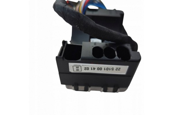 HEATING CONTROLLER MODULE EBERSPACHER AIRTRONIC B5 12V 225101004102 NEW Car type passenger cars