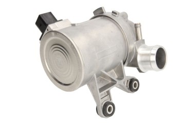 Coolant pump 7 05171 65 0 for MERCEDES C A205 C C204 C Part manufacturer AD BRAKE