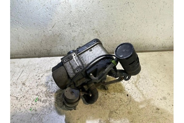 Webasto VW PASSAT Variant B6 3C5 9010046A 2 0L gasoline 100kW 2006 Part manufacturer Volkswagen OE