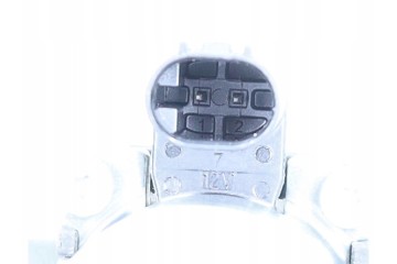 OE MERCEDES HEATER VALVE DB W205 2 0 15 Catalog number of the part A0005062864