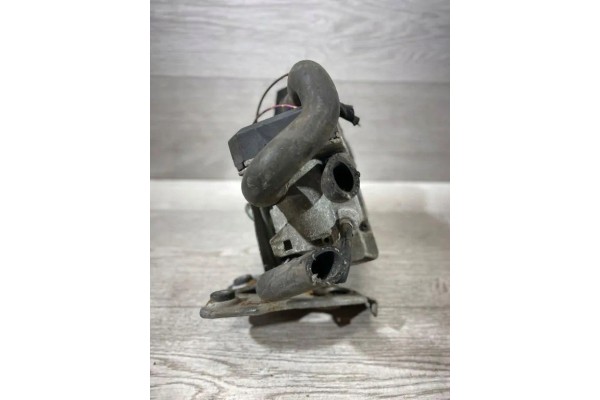 Webasto BMW 7 E65 E66 E67 6928748 2 99L diesel 160kW 2004 Catalog number of substitutes 9002353L