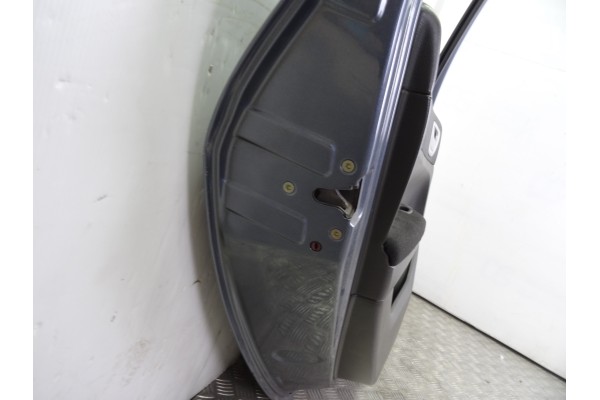 GRIS CENIZA PUERTA TRASERA IZQUIERDA PEUGEOT 307 BERLINA (S2)