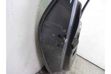 GRIS CENIZA PUERTA TRASERA IZQUIERDA PEUGEOT 307 BERLINA (S2) X-Line 2006 GRIS CENIZA 203144 PEUGEOT - 1