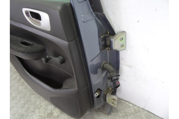 GRIS CENIZA PUERTA TRASERA IZQUIERDA PEUGEOT 307 BERLINA (S2)