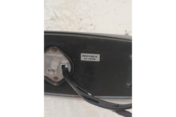 SubaruCrosstrek XV 23 Roof Radio GPS 86321FN210 USA Catalog number of the part 86321FN210