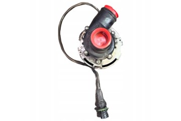70347596 VOLVO Coolant circulating pump Product weight with unit packaging 2 6 kg