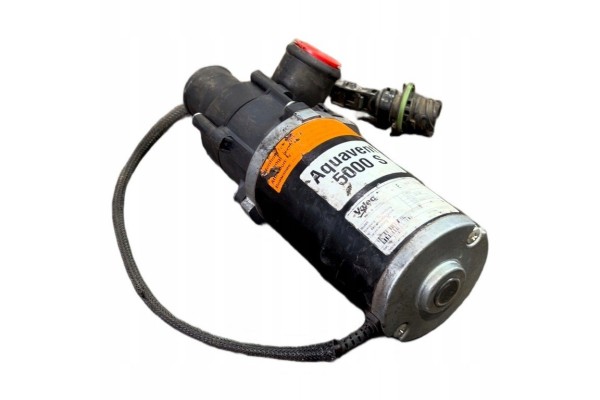 1302710A VOLVO Coolant circulating pump Car type buses