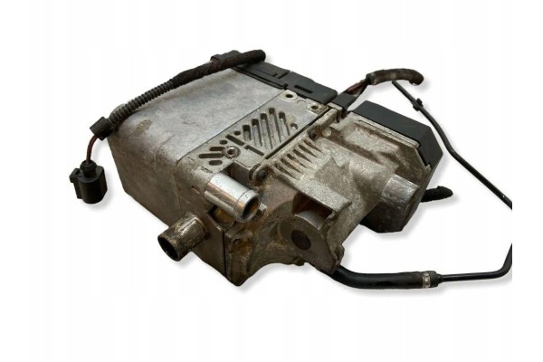 Webasto AUDI Q7 4L 9016522E 3 0L diesel 180kW 2012 Catalog number of the original 9016522E