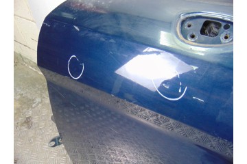 NEGRA PUERTA DELANTERA IZQUIERDA HYUNDAI COUPE (GK)